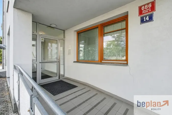 Pronájem bytu 2+kk, Praha - Malešice, Univerzitní, 63 m2
