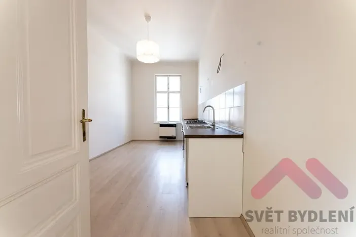 Pronájem bytu 3+1, Praha - Karlín, Za Poříčskou bránou, 94 m2