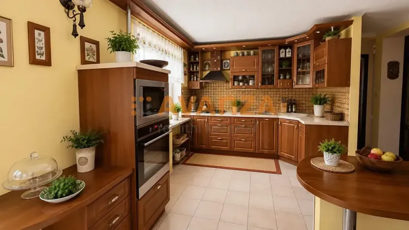 Prodej komerční nemovitosti, Děčín, Riegrova, 1200 m2