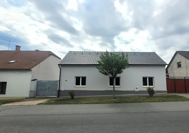 Prodej rodinného domu, Straškov-Vodochody - Straškov, 100 m2