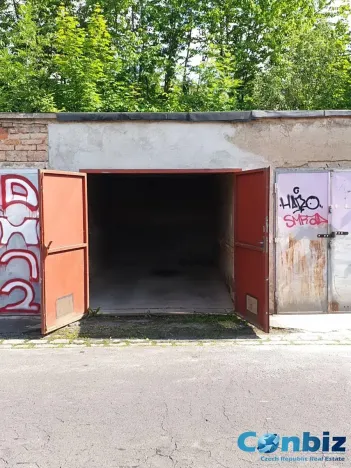 Pronájem garáže, Praha - Dejvice, Kanadská, 17 m2