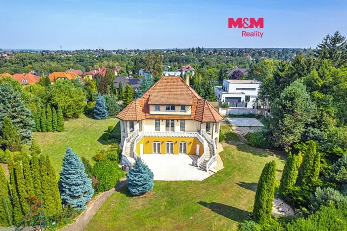 Pronájem rodinného domu, Říčany - Radošovice, Mozartova, 395 m2