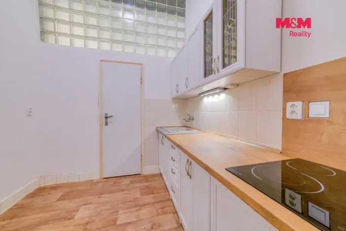 Pronájem bytu 1+kk, Mariánské Lázně, Anglická, 33 m2