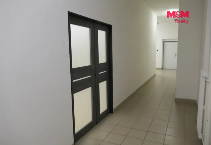 Pronájem kanceláře, Žebrák, Náměstí, 60 m2