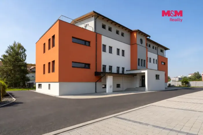 Prodej bytu 2+kk, Zubří, Hlavní, 46 m2