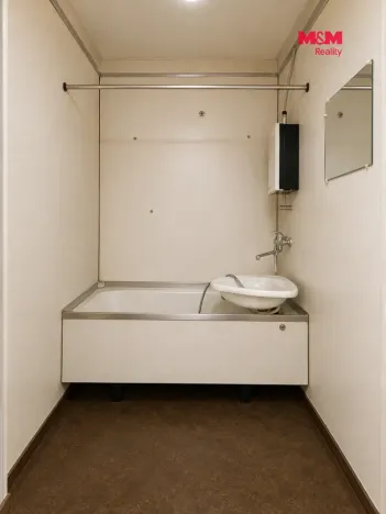 Prodej bytu 1+1, Hlubočky - Mariánské Údolí, Ciolkovského, 38 m2