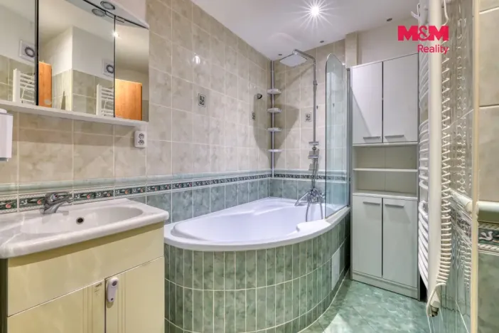 Prodej bytu 4+1, Heřmanova Huť - Vlkýš, Sídliště, 87 m2