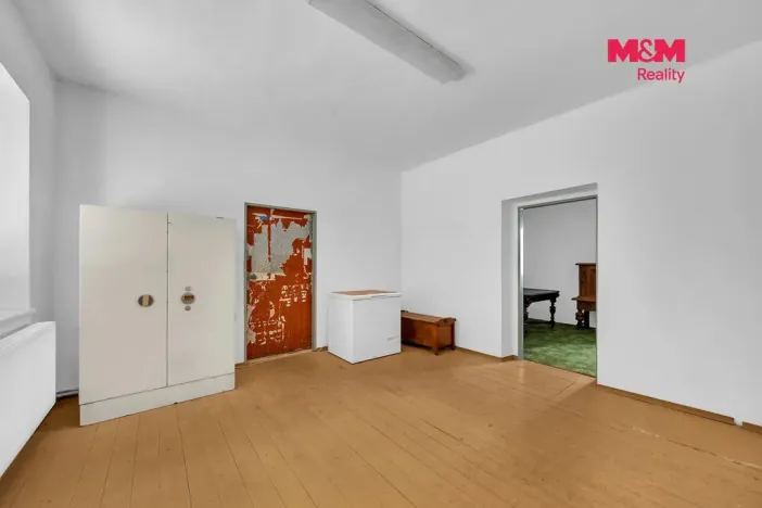 Prodej bytu 3+kk, Úpice, Svornosti, 170 m2