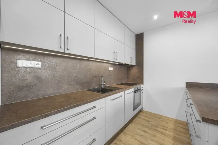 Pronájem bytu 2+kk, Hradec Králové - Nový Hradec Králové, Durychova, 47 m2