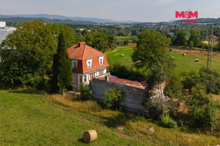 Prodej rodinného domu, Karlovy Vary - Bohatice, Hlavní, 224 m2