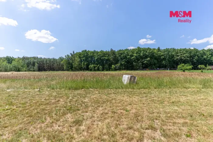 Prodej pozemku pro bydlení, Újezd u Sezemic - Zástava, 800 m2