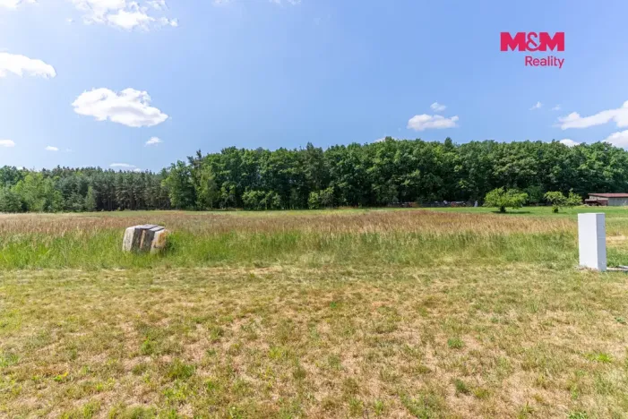 Prodej pozemku pro bydlení, Újezd u Sezemic - Zástava, 800 m2