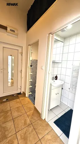 Prodej bytu 1+kk, Praha - Vršovice, Tádžická, 33 m2