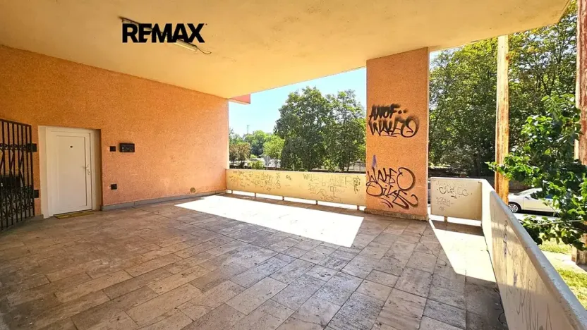 Prodej bytu 1+kk, Praha - Vršovice, Tádžická, 33 m2