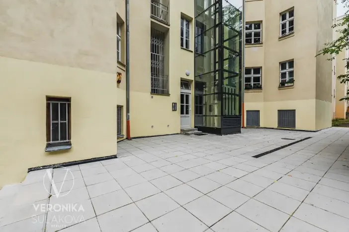 Prodej bytu 4+kk, Praha - Dejvice, Evropská, 107 m2