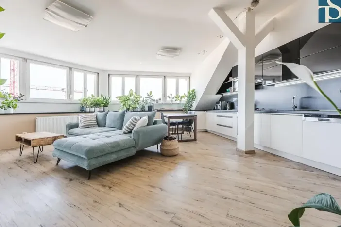Prodej bytu 2+kk, Praha - Strašnice, Černokostelecká, 70 m2