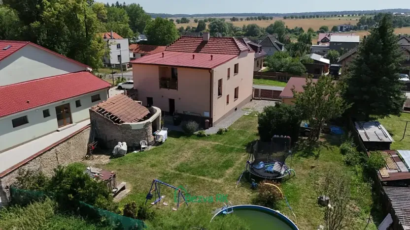 Prodej rodinného domu, Nučice, Tyršova, 250 m2