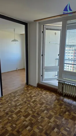 Pronájem bytu 3+1, Praha - Kobylisy, Kaňkovského, 69 m2