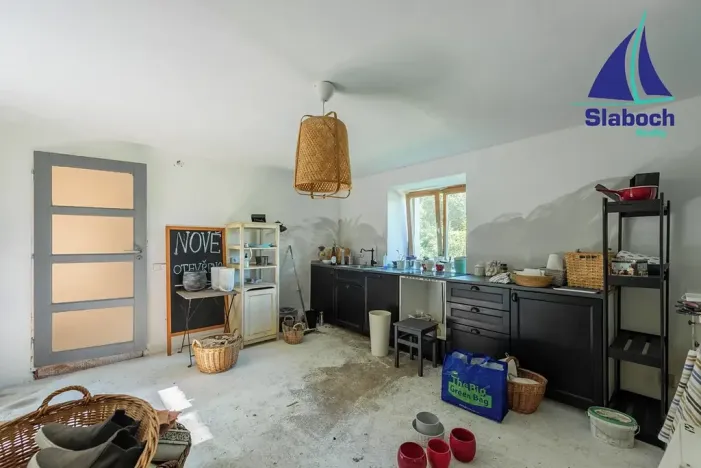 Prodej zemědělské usedlosti, Krupá, 285 m2