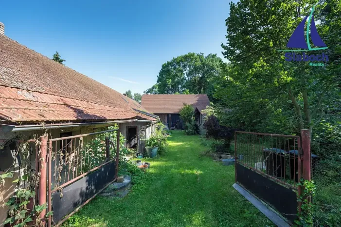 Prodej zemědělské usedlosti, Krupá, 285 m2