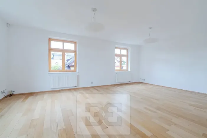 Pronájem bytu 2+1, Praha - Braník, Vlnitá, 90 m2