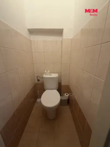 Pronájem bytu 1+1, Olomouc - Holice, Náves Svobody, 56 m2