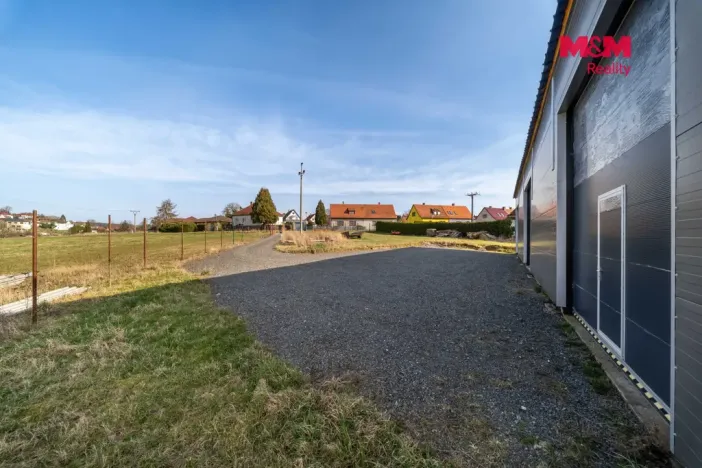 Pronájem skladu, Chlumčany, 400 m2