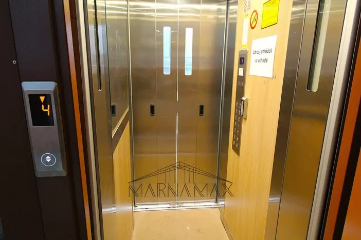 Pronájem bytu 3+1, Chomutov, Zahradní, 61 m2