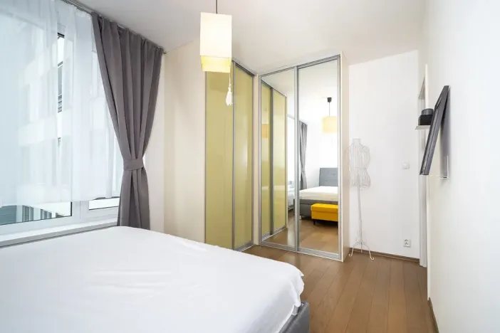 Pronájem bytu 2+kk, Praha - Prosek, Zubrnická, 60 m2