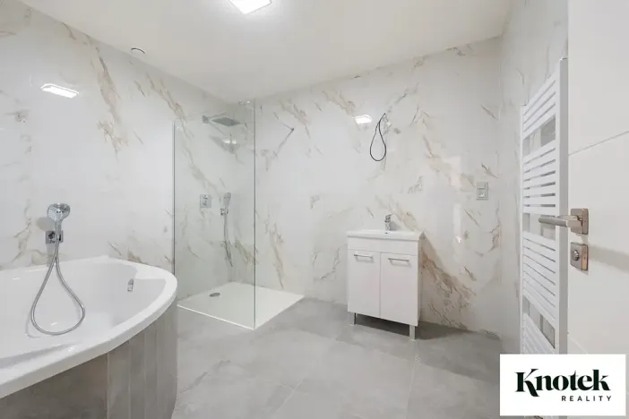 Prodej bytu 4+kk, Tišnov, Dřínová, 111 m2