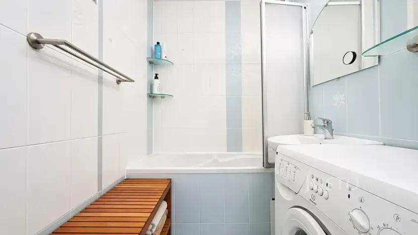 Prodej bytu 4+kk, Kamenice, Sídliště II, 77 m2