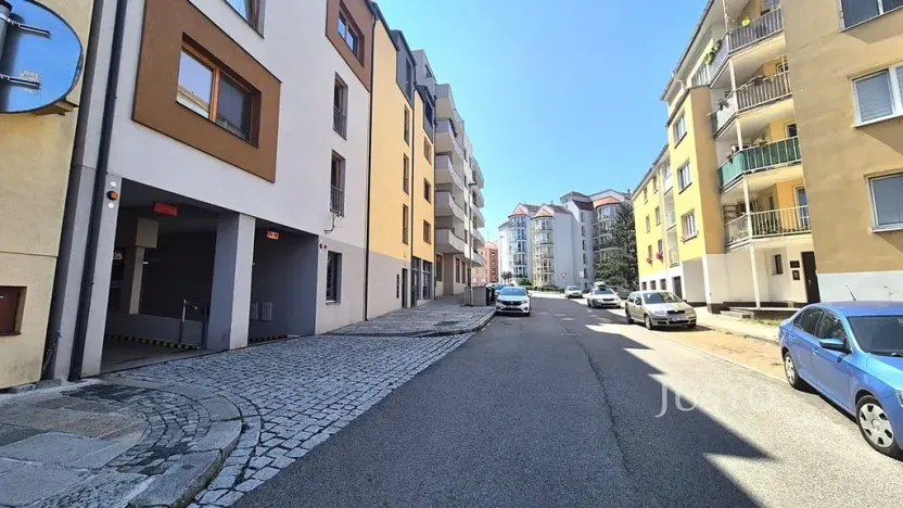 Prodej garáže, Písek, Švantlova, 17 m2