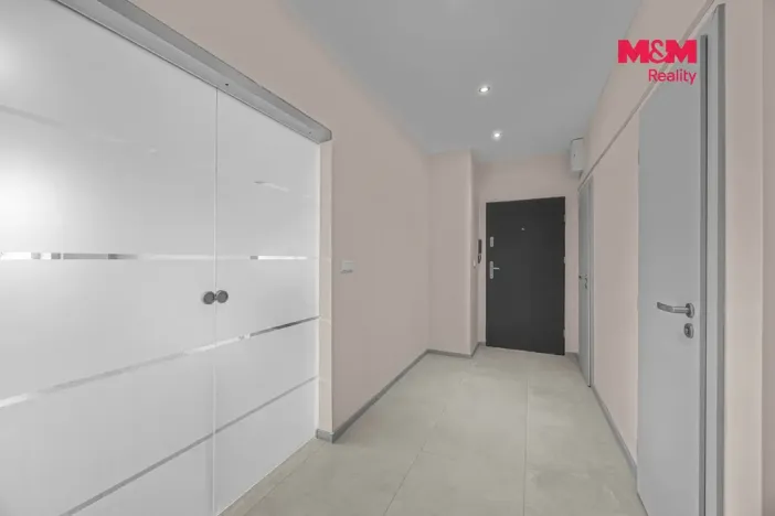 Prodej bytu 2+kk, Praha, Patočkova, 56 m2