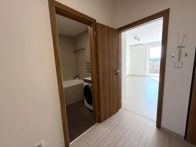 Pronájem bytu 2+kk, Brno - Židenice, Letní, 56 m2