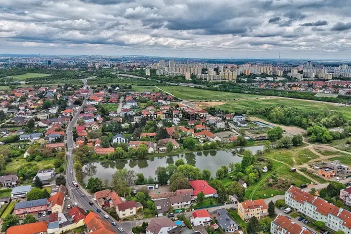 Prodej pozemku, Praha, 1418 m2