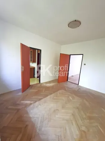 Prodej bytu 3+1, Ostrava, Gen. Sochora, 75 m2