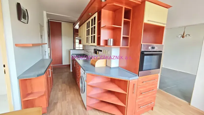 Prodej bytu 4+1, Kadaň, Husova, 78 m2