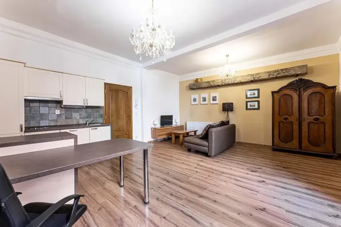 Pronájem bytu 2+kk, Praha - Malá Strana, Mostecká, 50 m2