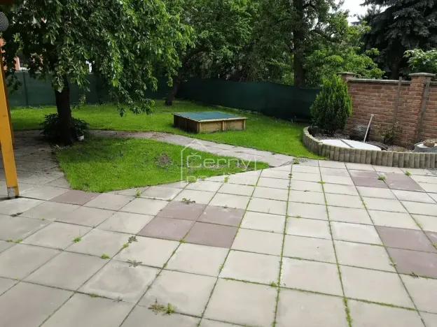 Pronájem bytu 2+kk, Pardubice, V Ráji, 46 m2