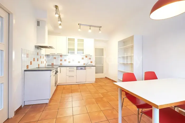 Pronájem bytu 2+1, Praha - Holešovice, U měšťanského pivovaru, 86 m2