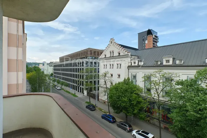Pronájem bytu 2+1, Praha - Holešovice, U měšťanského pivovaru, 86 m2