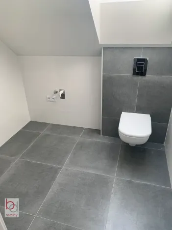 Pronájem bytu 2+kk, České Budějovice, Rudolfovská tř., 62 m2