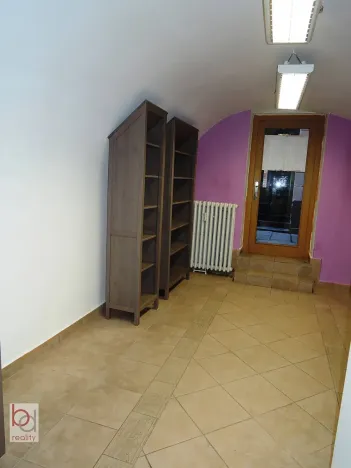 Pronájem obchodního prostoru, České Budějovice, 20 m2