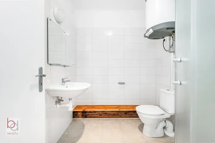 Pronájem bytu 1+kk, České Budějovice, Matice školské, 40 m2