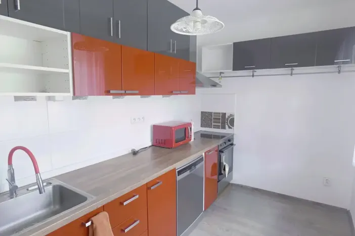 Prodej bytu 3+1, Kašperské Hory, Vimperská, 72 m2