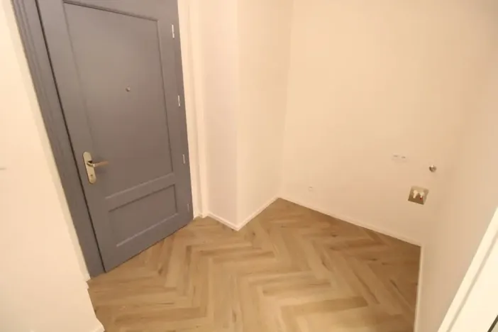 Pronájem bytu 2+kk, Praha - Žižkov, Jeseniova, 51 m2