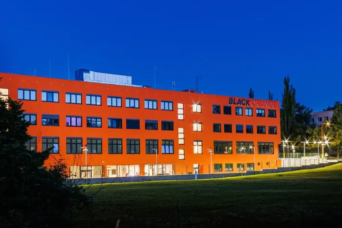 Pronájem kanceláře, Mělník, Bezručova, 100 m2