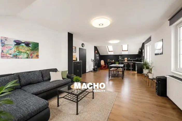 Prodej rodinného domu, Okrouhlo, 163 m2