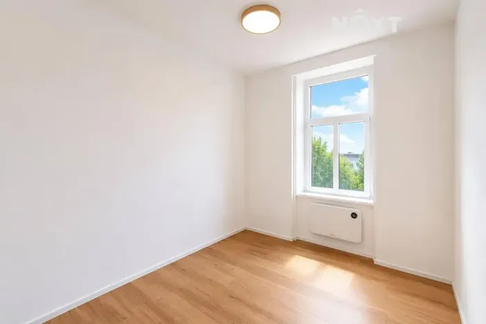 Prodej bytu 1+kk, Praha - Vysočany, Kolmá, 16 m2