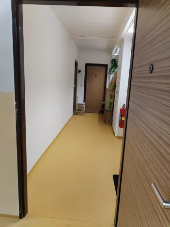 Pronájem bytu 2+kk, Praha - Ruzyně, U valu, 42 m2